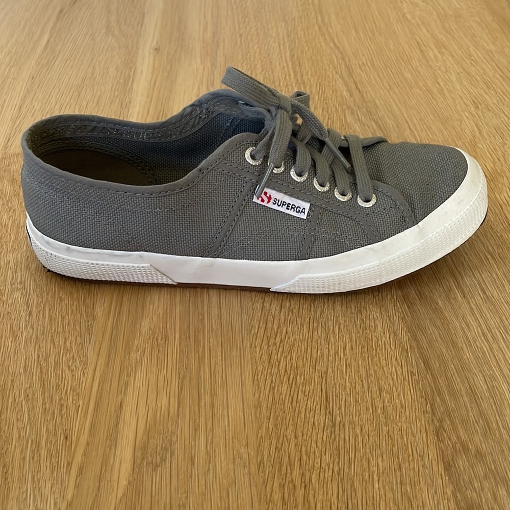 Superga Sneakers - lightly worn, excellent condition! - Picture 6 of 9